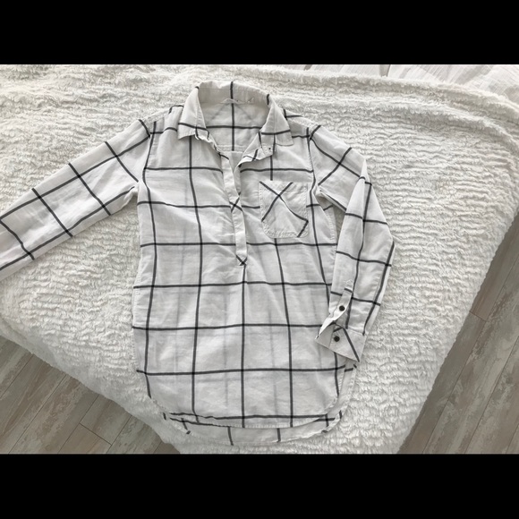 Athleta Tops - ❤️ Athleta half button plaid